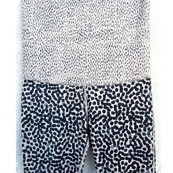 Lululemon Athletica Women’s Wunder Under SE Dance Pants Size 6 GUC 7/8 Length - Picture 6 of 10